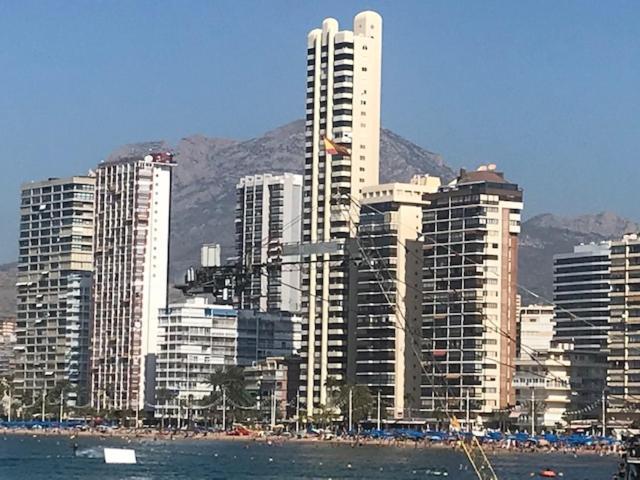 Apartamento Torre Levante 2 Habitaciones Benidorm Exterior foto